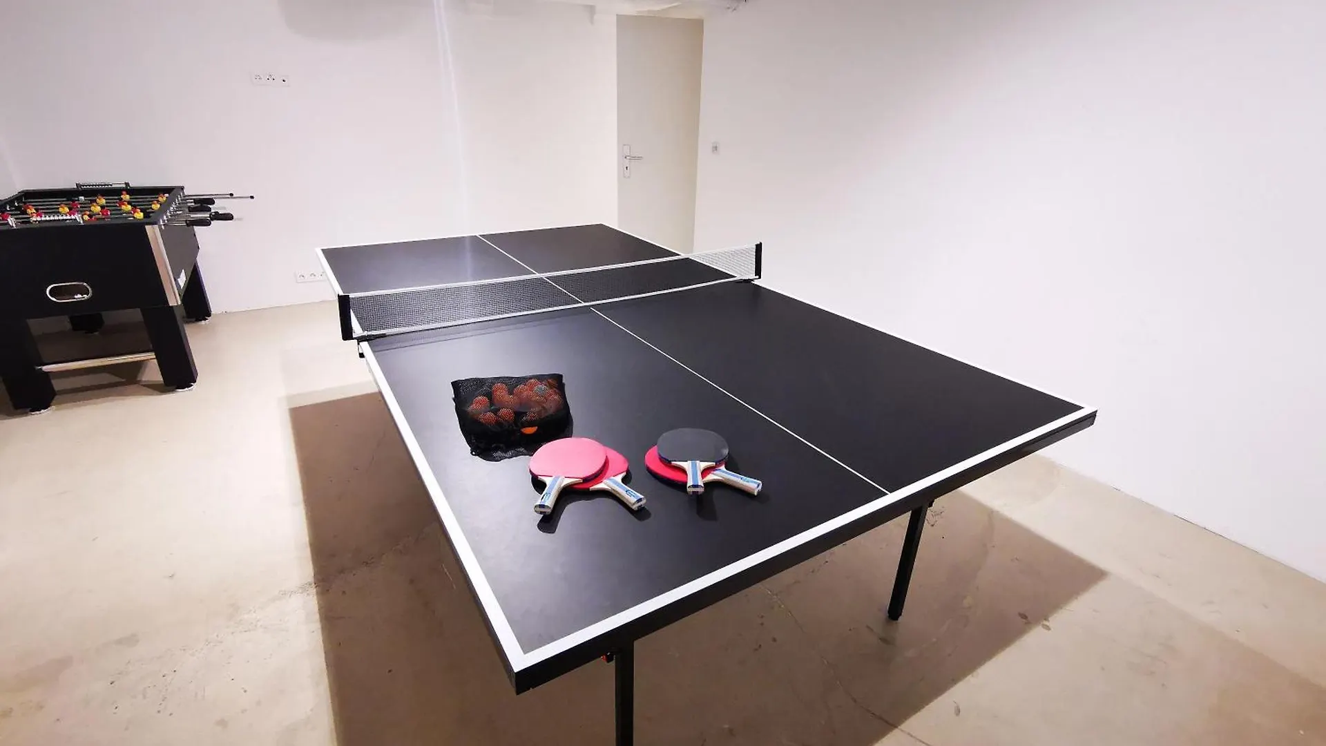 Sc 00 Loft By Rockchair Apartments L Superhost Status L Unique & Style Loft 205 Sqm 2 Floors Tablefootball Tabletennis 3 Bathrooms Boxspringbeds Welcomes You! Berlin 0*,